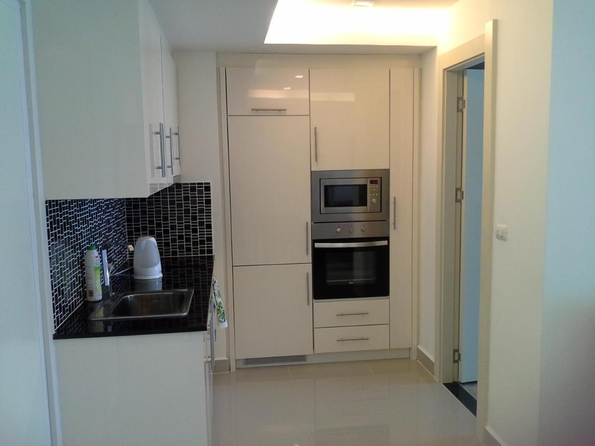 Cosy Beach View Apartments Pattaya Room photo
